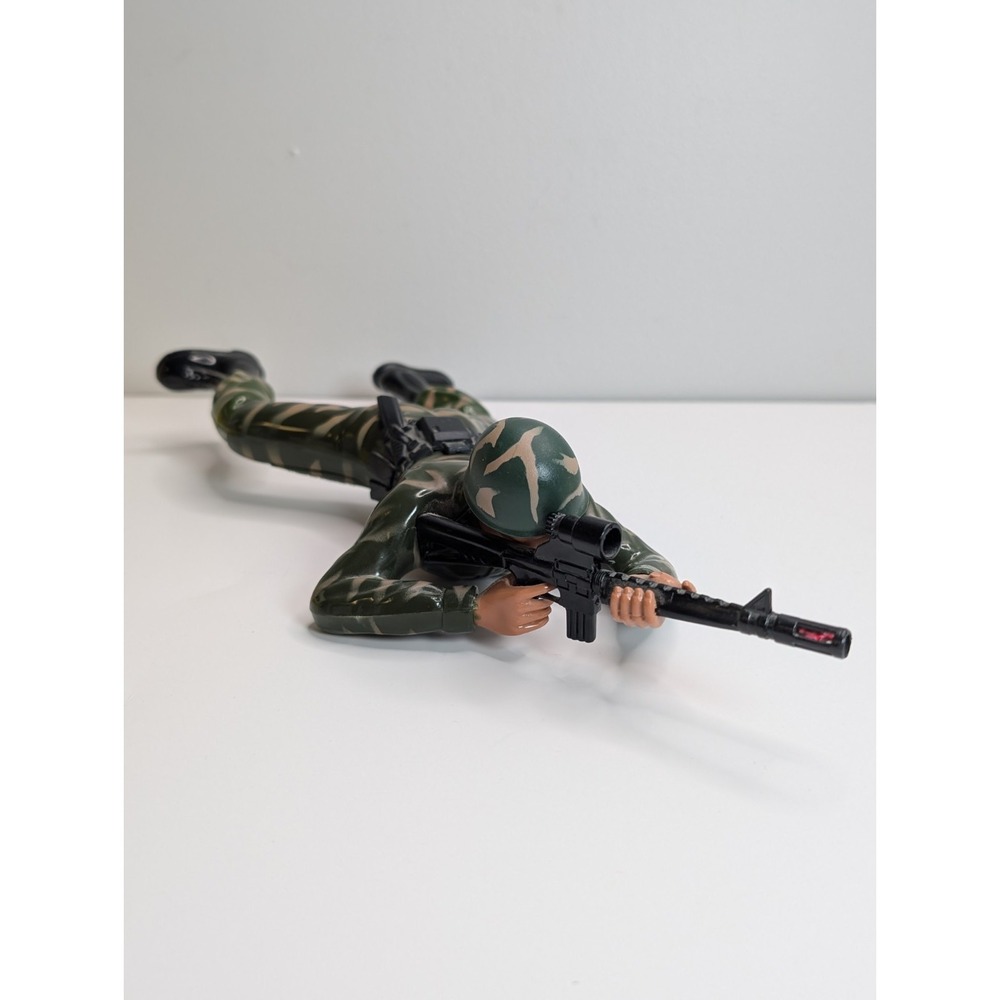 Vintage Crawling Camo Army Man 12" Regency Inc. 1987 Tested & Works
